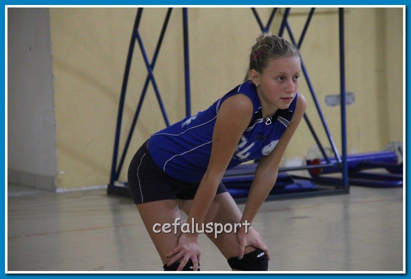 121144 volley 131_tn.jpg